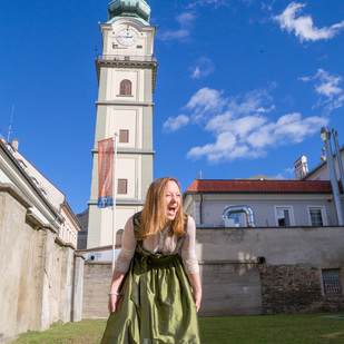 Karin im Heimatwerk