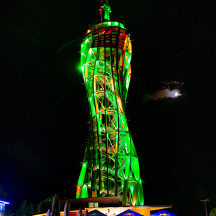 Aussichtsturm Nacht