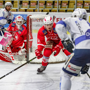 EC KAC II gegen Cortina
