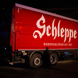 Schleppe LKW