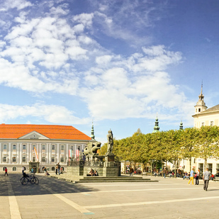 Oktober Neuer Platz