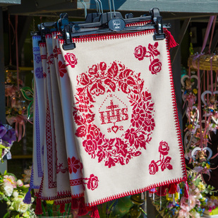 Tuch am Ostermarkt