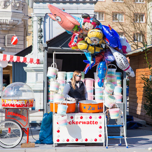 Zuckerwatte und Luftballons