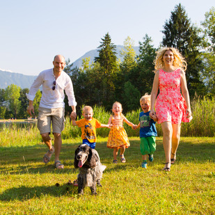 Familie mit Hund