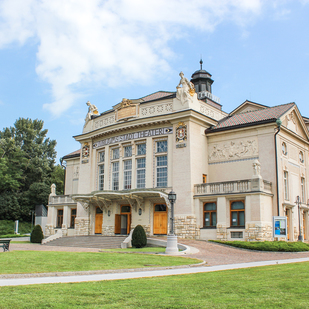 Stadttheater im Sommer