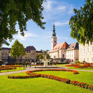 Kiki Kogelnik Brunnen