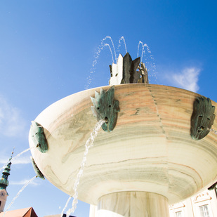 Kiki Kogelnik Brunnen