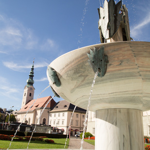 Kiki Kogelnik Brunnen