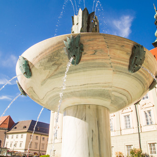 Kiki Kogelnik Brunnen