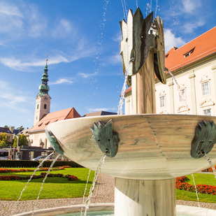 Kiki Kogelnik Brunnen