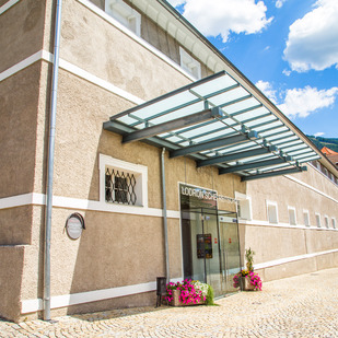 Lodronsche Reitschule