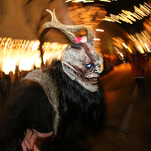 Klagenfurter Perchtenlauf 2016