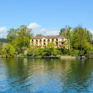 Krumpendorf - Frühling am See