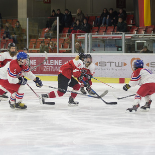 Dameneishockey AUT - CZ