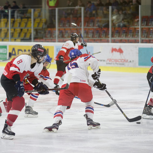 Dameneishockey AUT - CZ