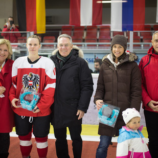 Dameneishockey AUT - CZ
