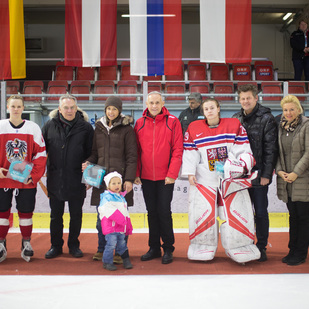 Dameneishockey AUT - CZ