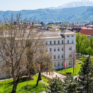 Landesregierung Arnulfplatz