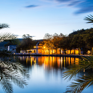 Lido @ Night